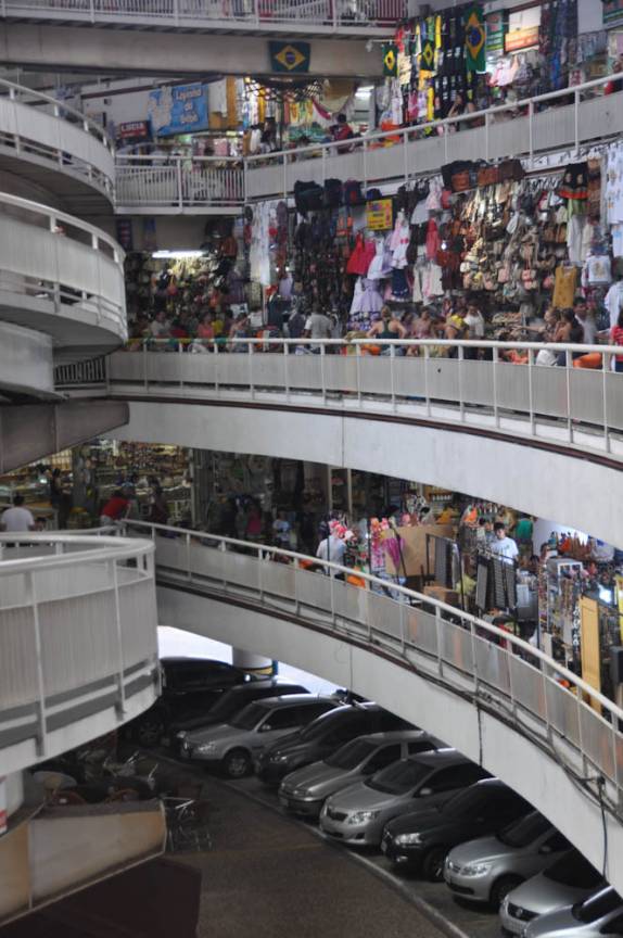 Visão do vão central do Mercado Central em Fortaleza - CE